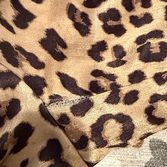 House of Harlow 1960 x REVOLVE Delaney Duster in Leopard - Picture 5 of 12